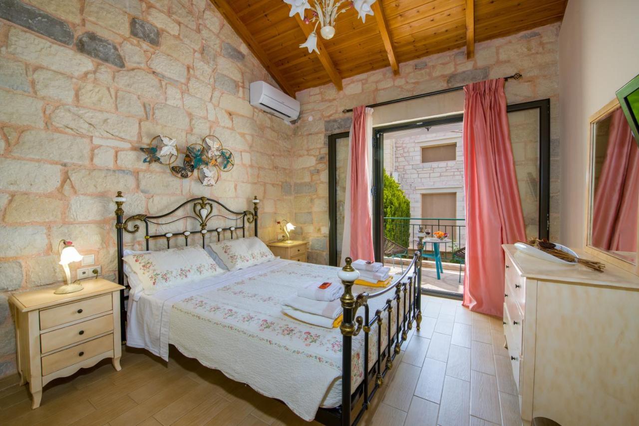 Villa Constancia Stalós Extérieur photo