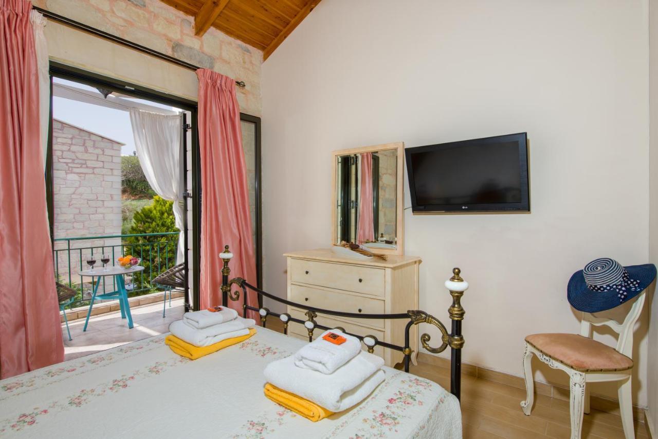 Villa Constancia Stalós Extérieur photo