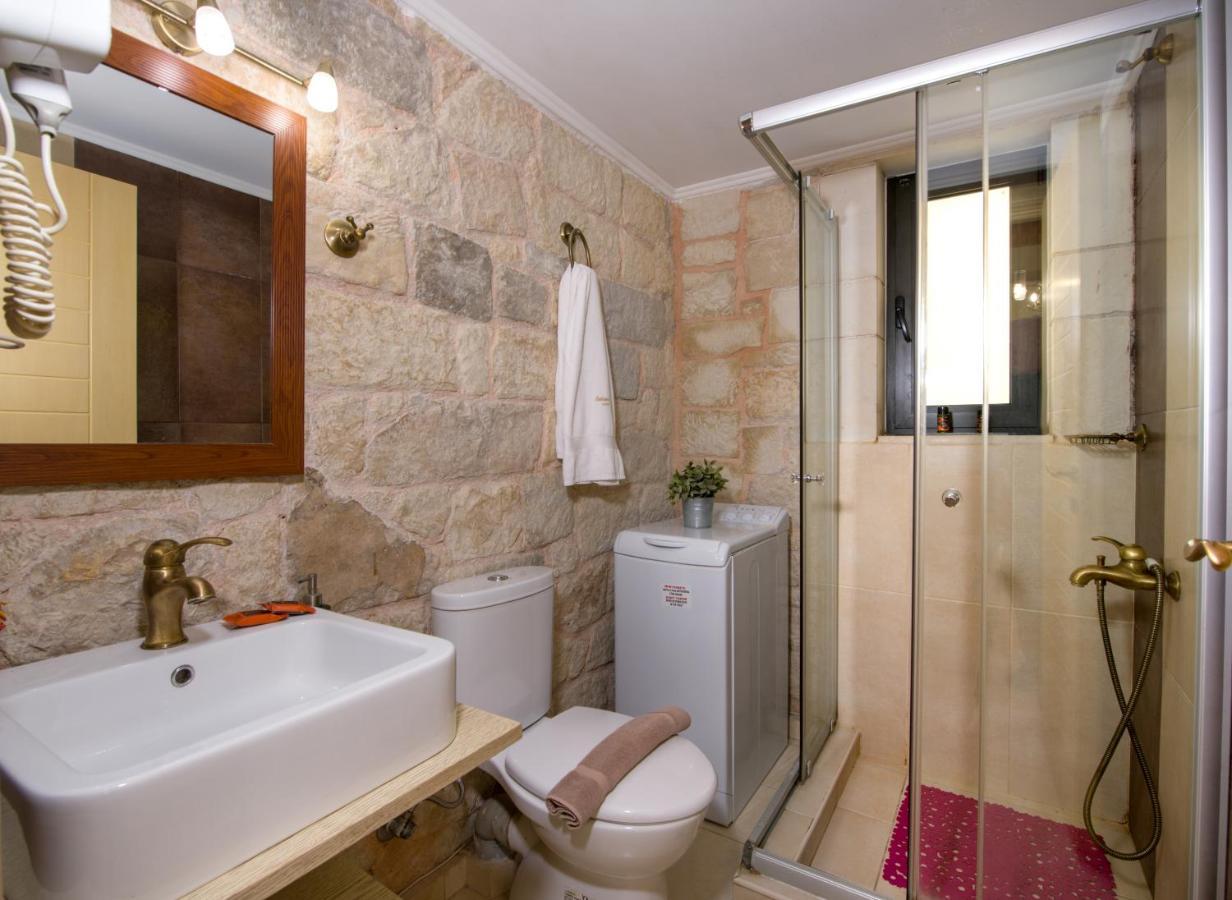 Villa Constancia Stalós Extérieur photo